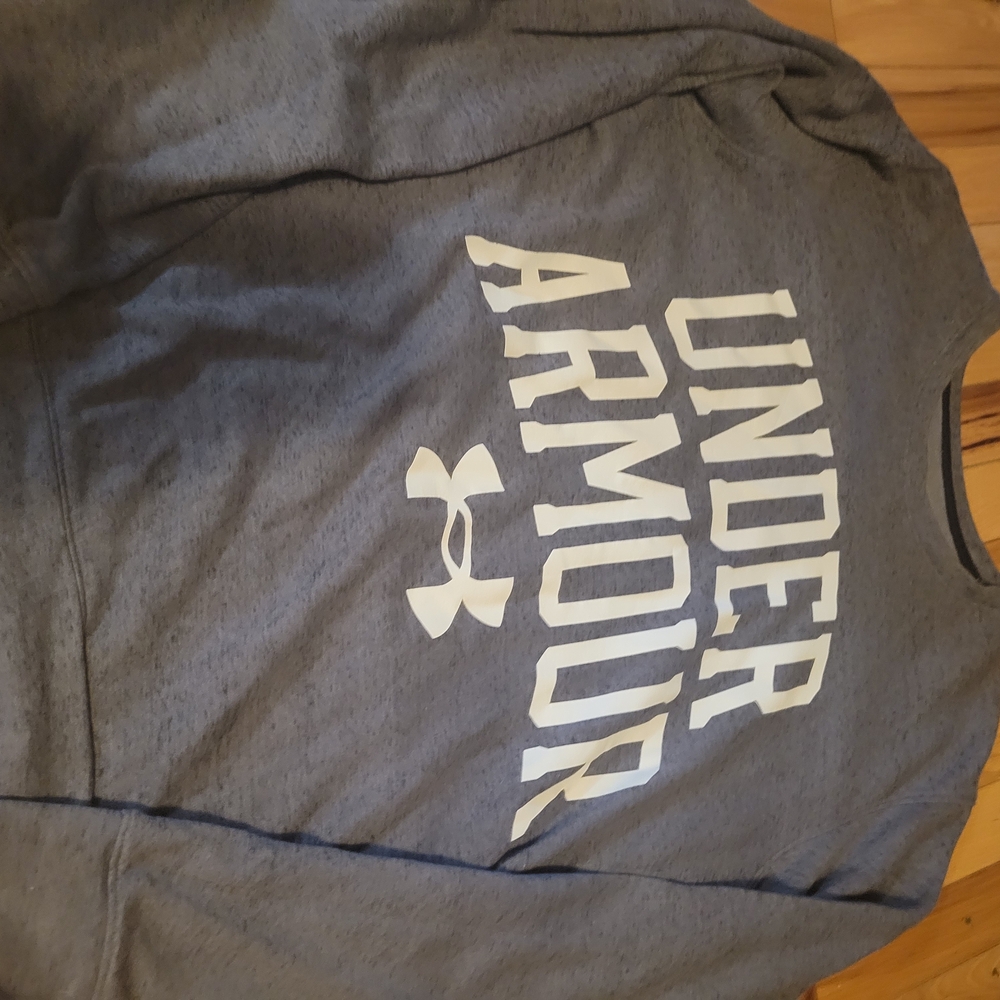 Under Armour Gray Sweatshirt